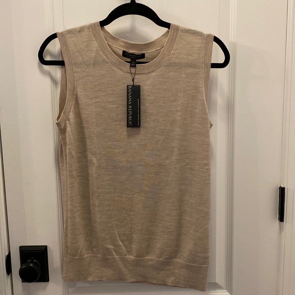 NWT Banana Republic Sweater Vest